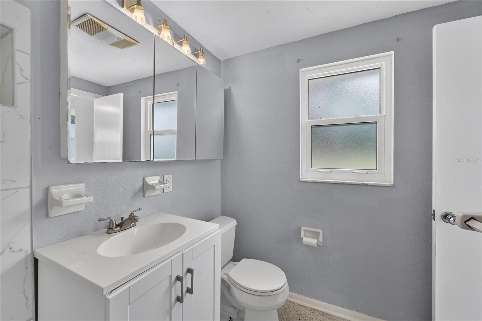 506 SHAMROCK RD — photo 33