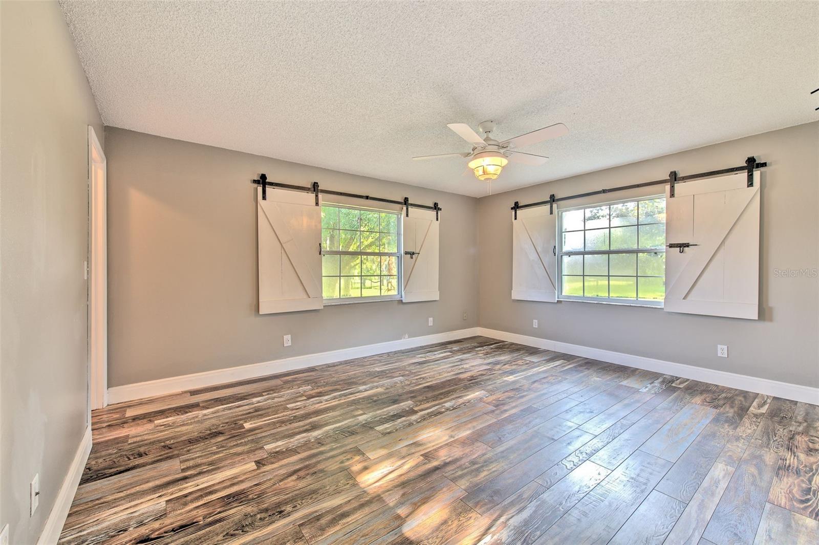 16520 SPRING VALLEY RD — photo 9