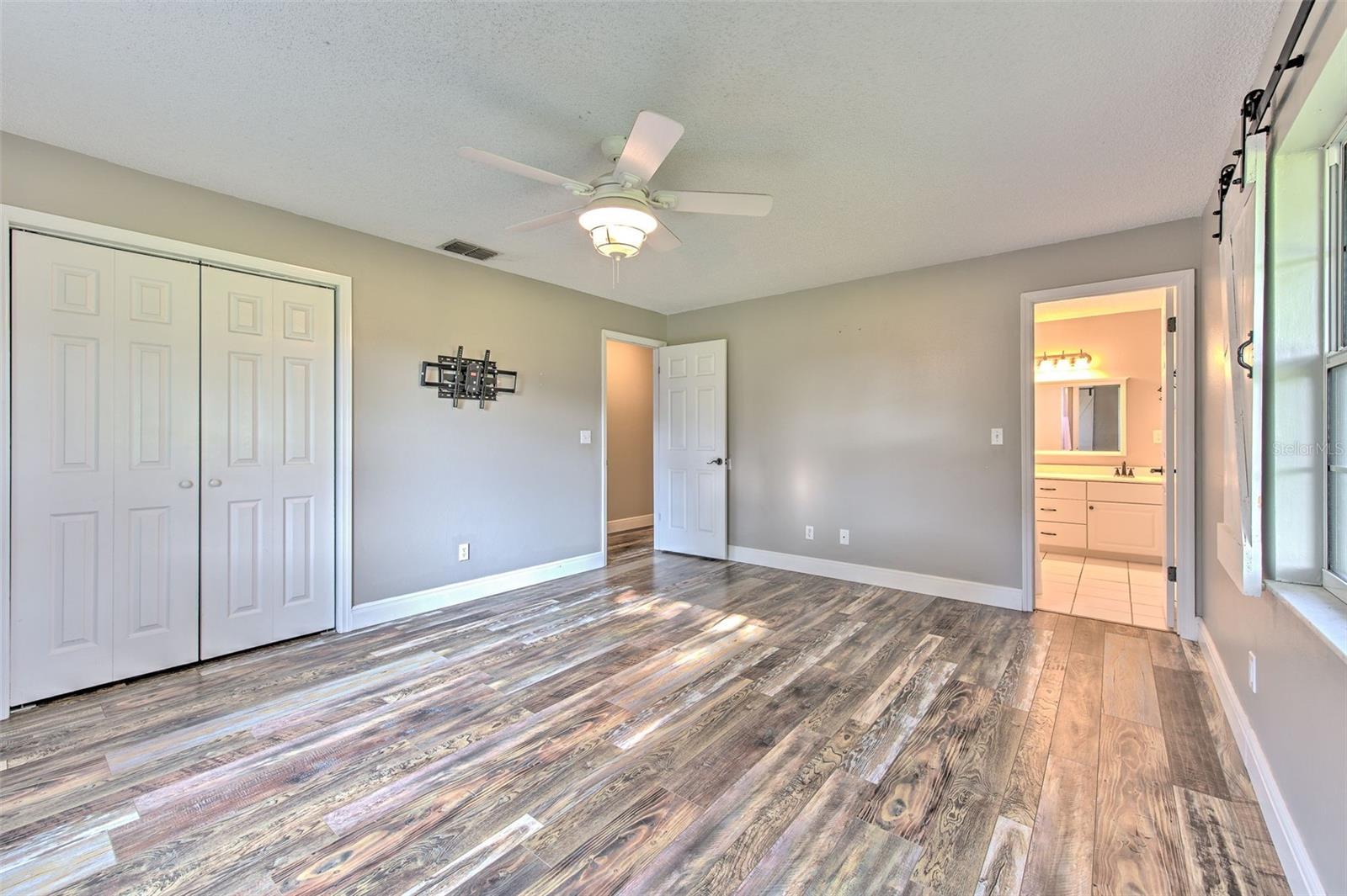16520 SPRING VALLEY RD — photo 11