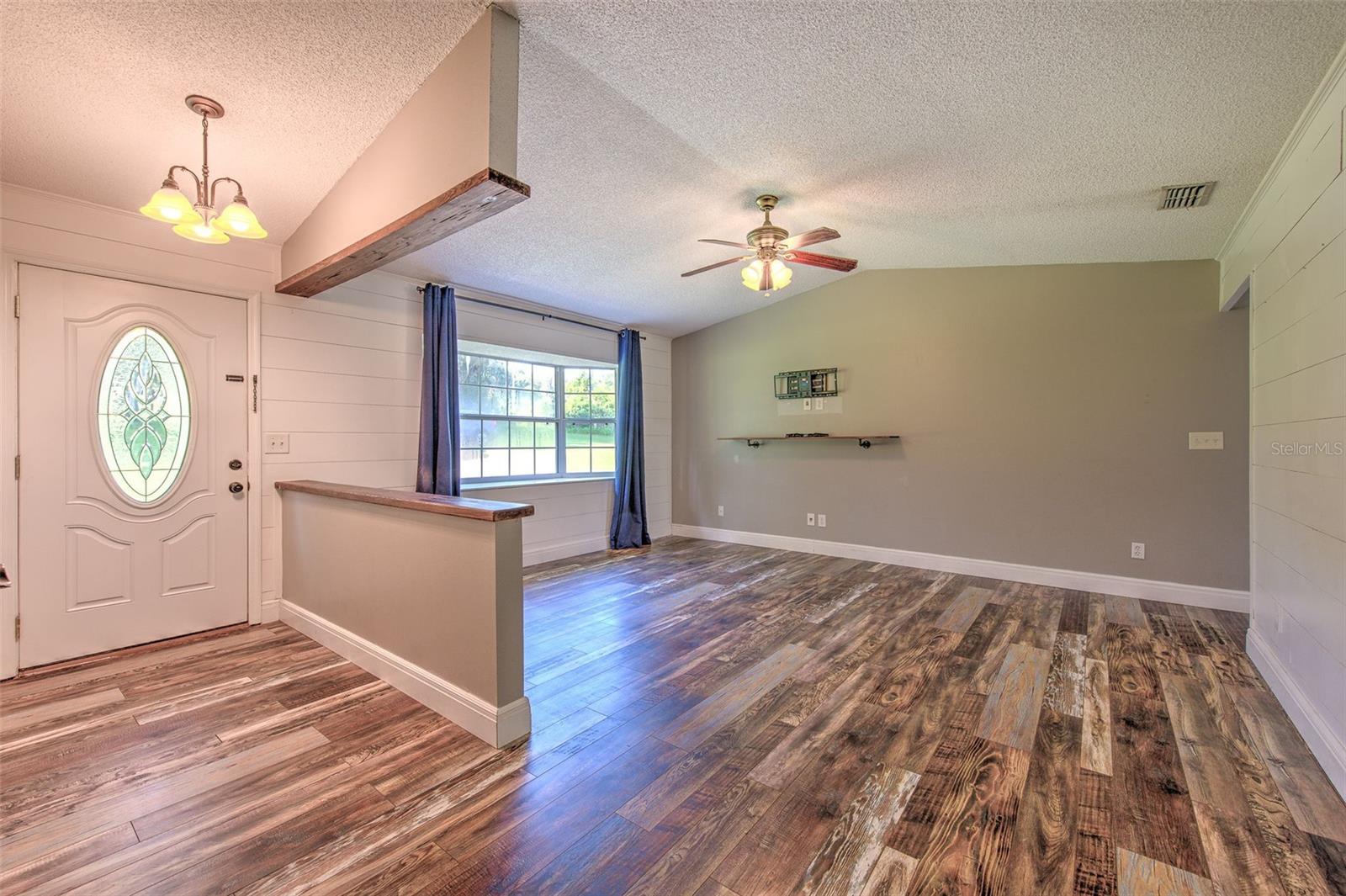 16520 SPRING VALLEY RD — photo 7