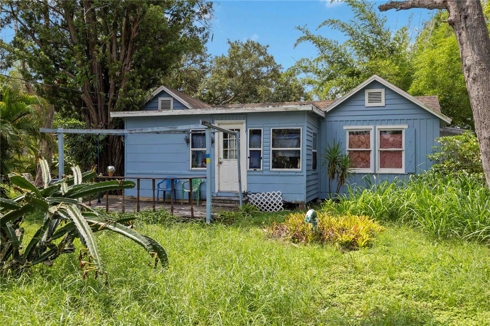 2126 OLENTARY ST — photo 6