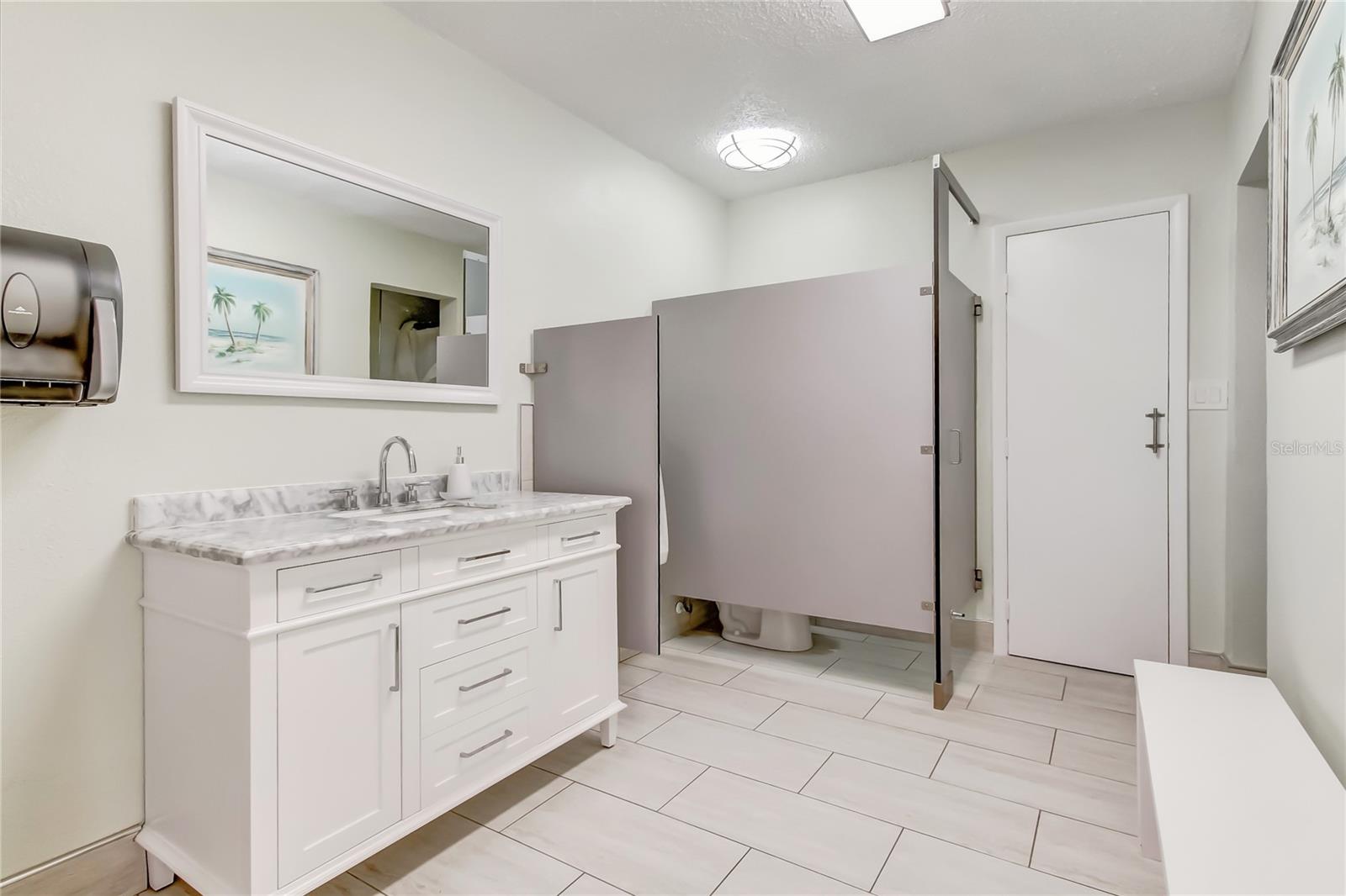 51 ISLAND WAY #311 — photo 45