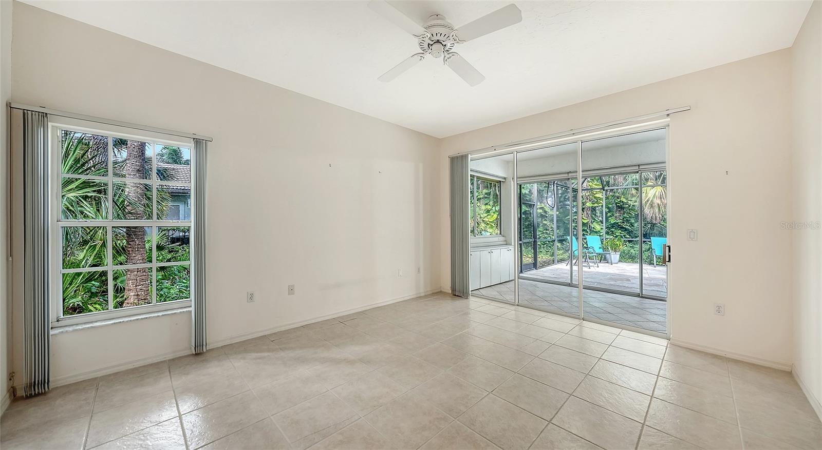 2929 SANDRINGHAM PL — photo 12