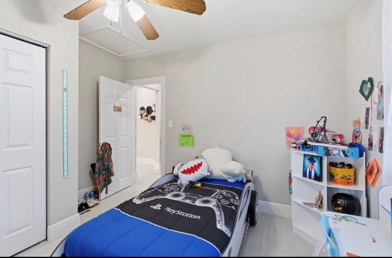 2717 W CHERRY ST — photo 10