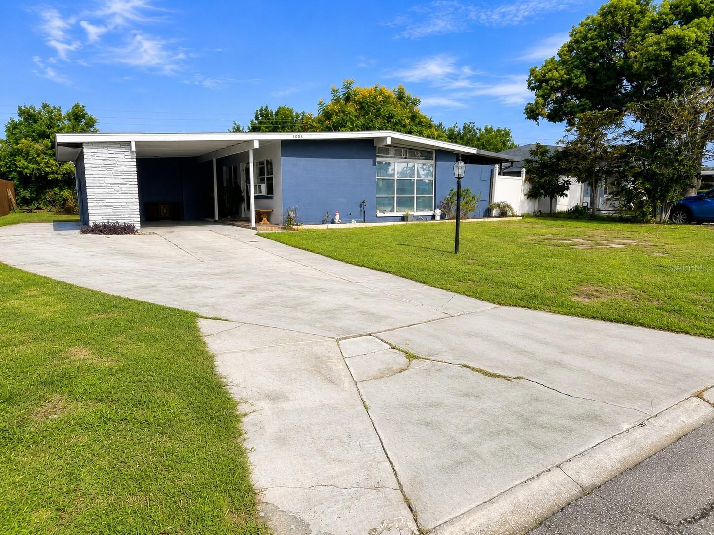 1004 DARTMOUTH DR — photo 35