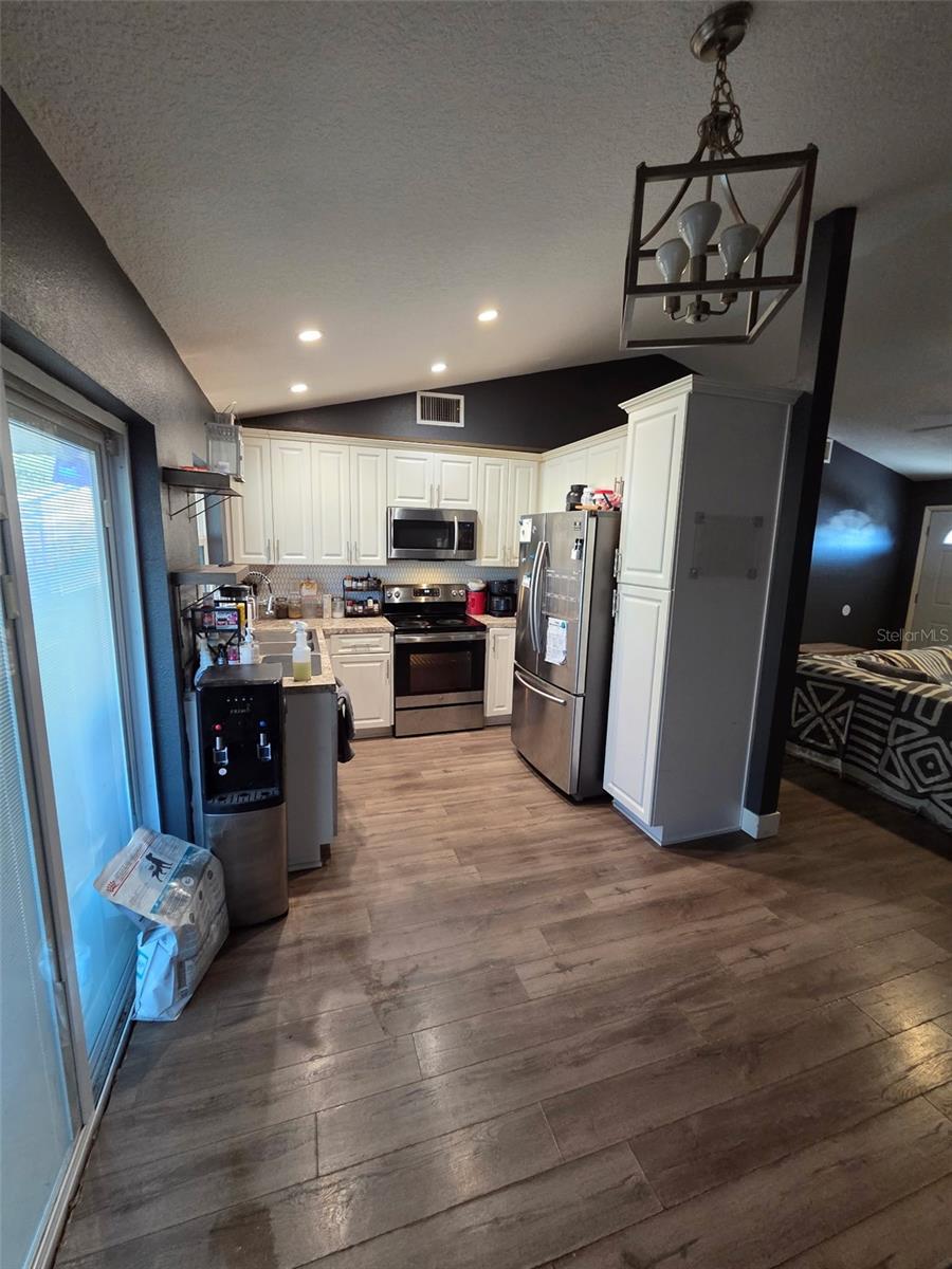 3101 SEVEN SPRINGS BLVD — photo 3