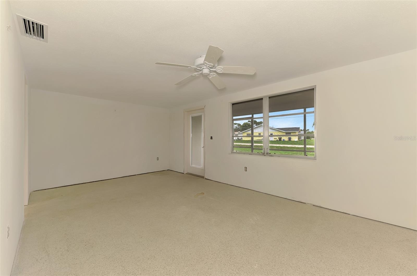 780 S OXFORD DR — photo 60