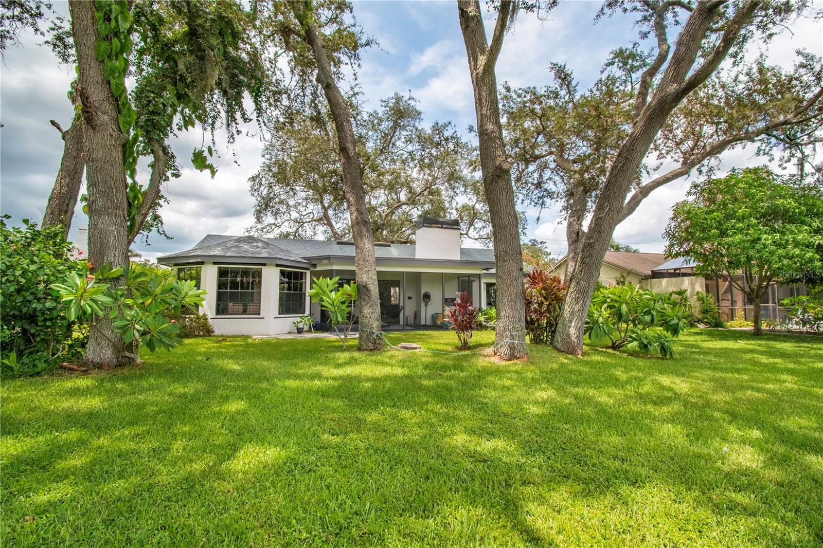 2906 WINDRIDGE DR — photo 37
