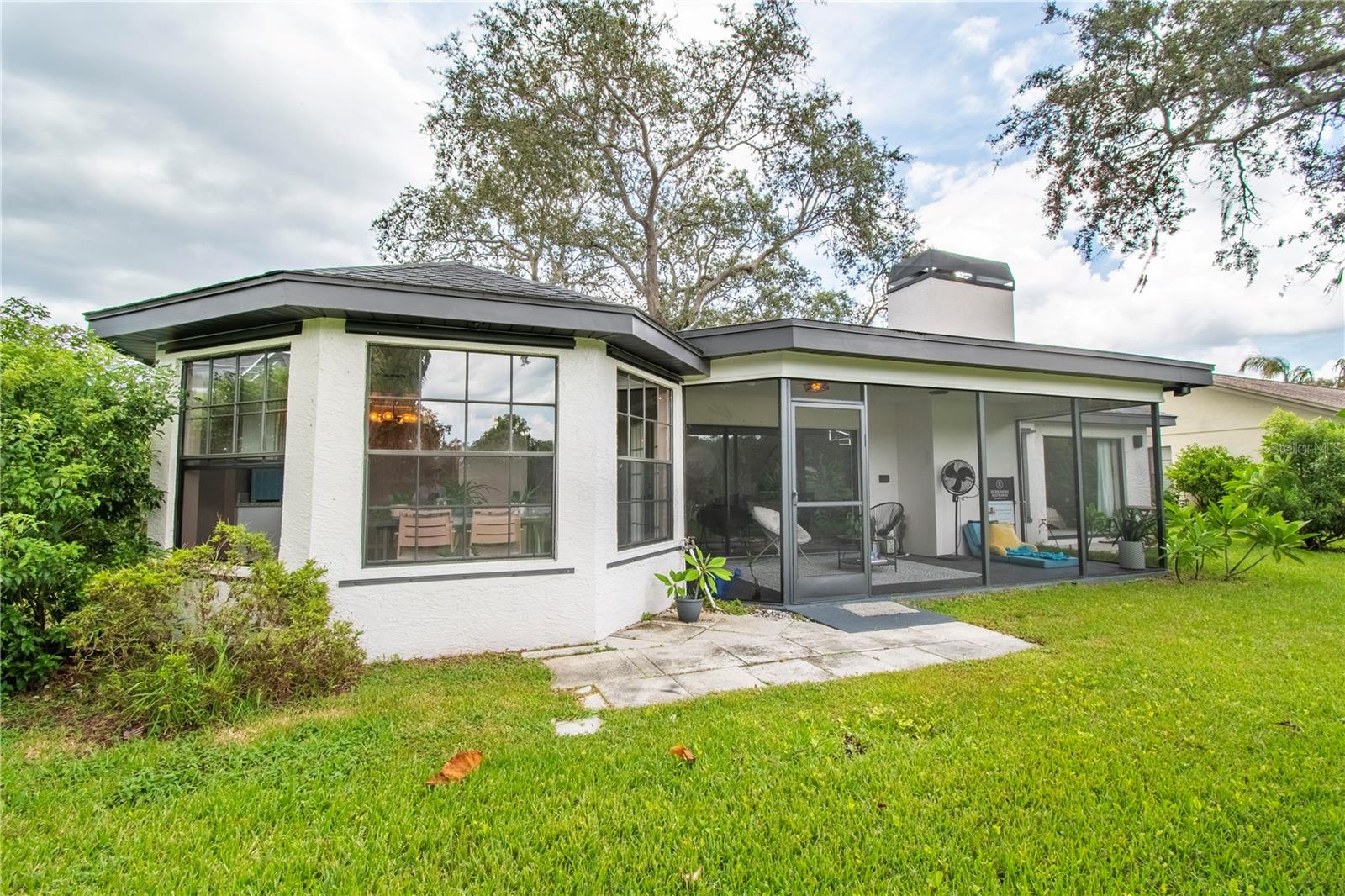 2906 WINDRIDGE DR — photo 38