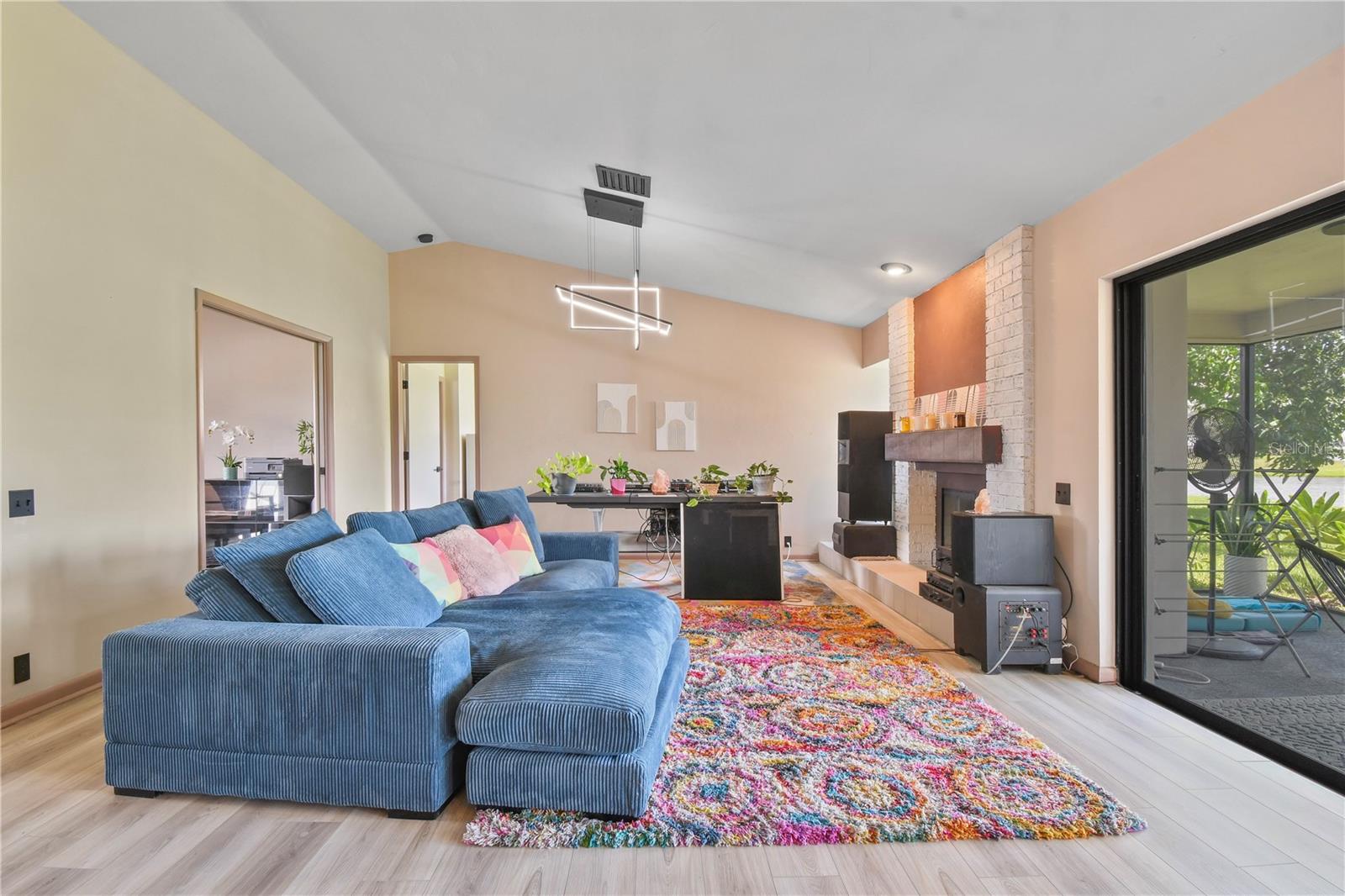 2906 WINDRIDGE DR — photo 19