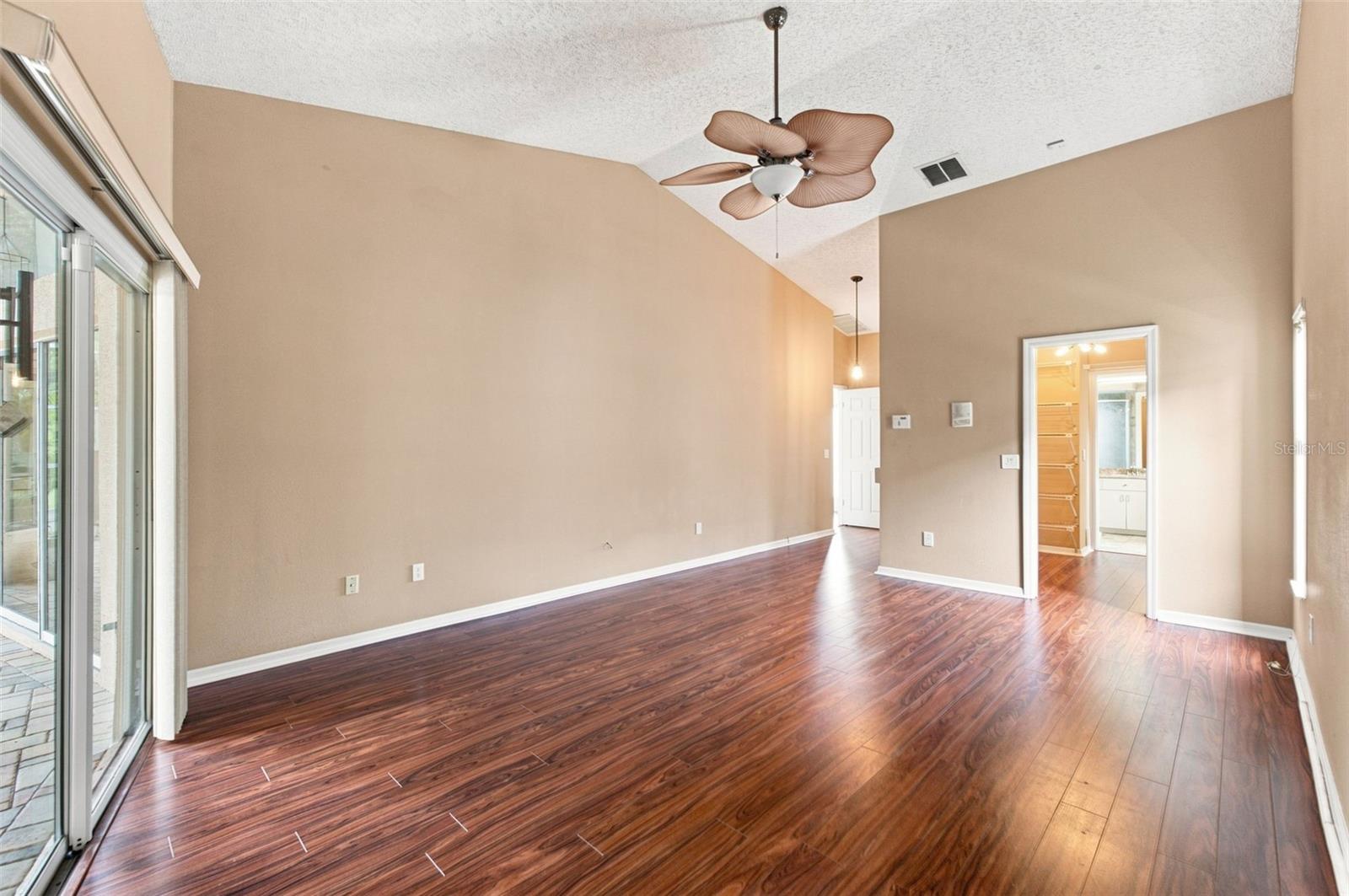 13513 WOODSIDE DR — photo 13