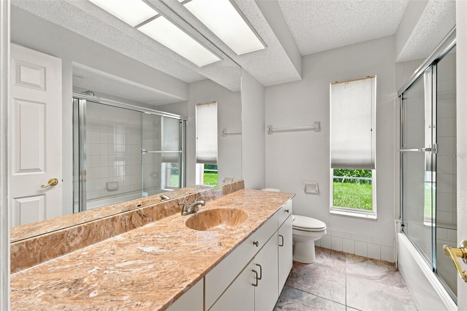 13513 WOODSIDE DR — photo 17