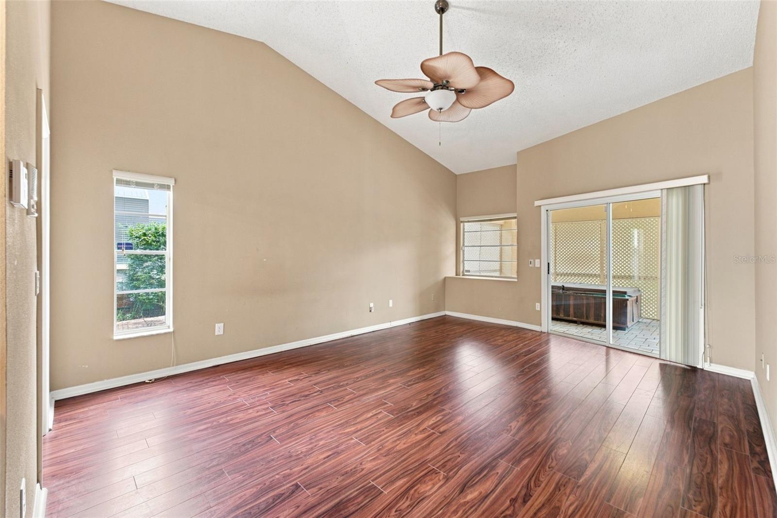 13513 WOODSIDE DR — photo 12