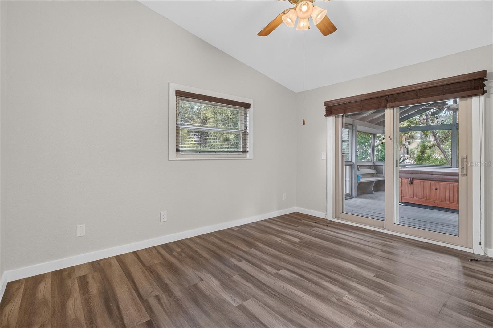 3136 JOHNS PKWY — photo 10