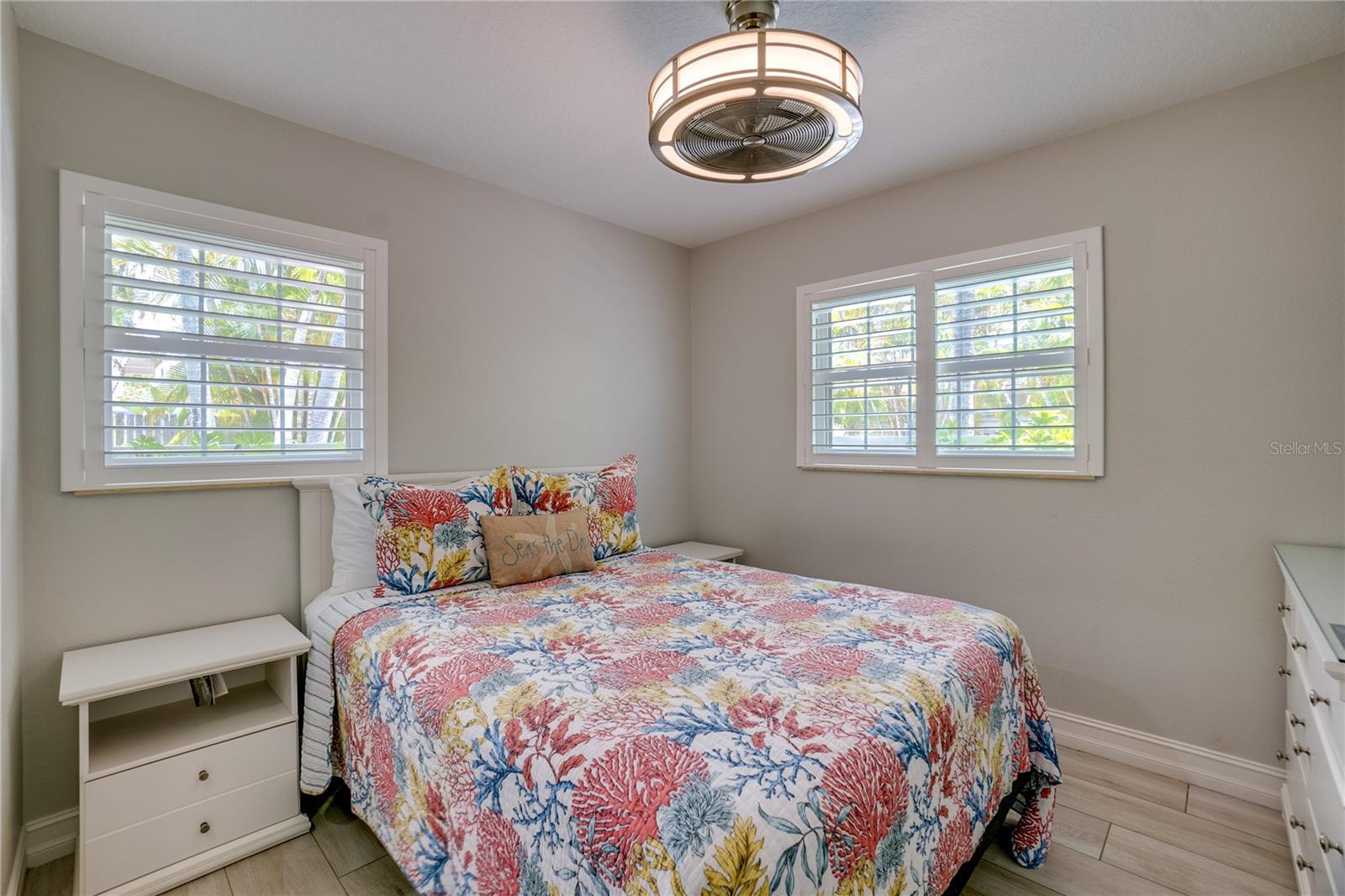 76 N SHORE DR — photo 16