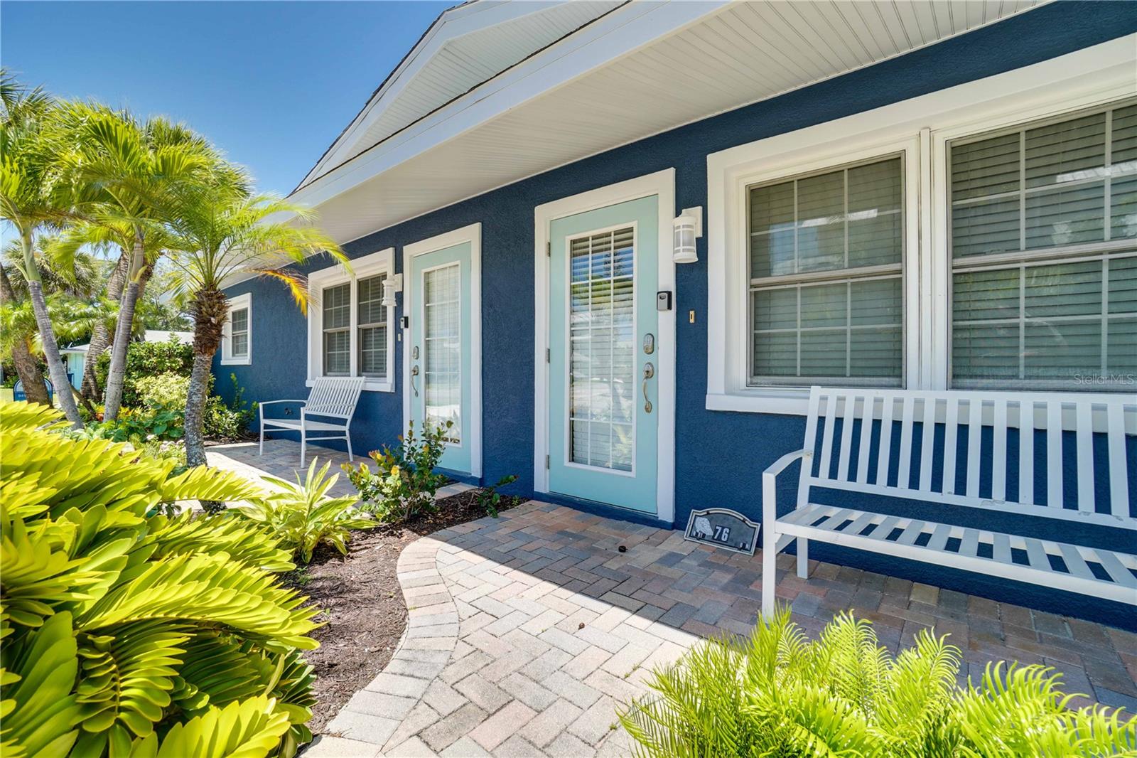 76 N SHORE DR — photo 2