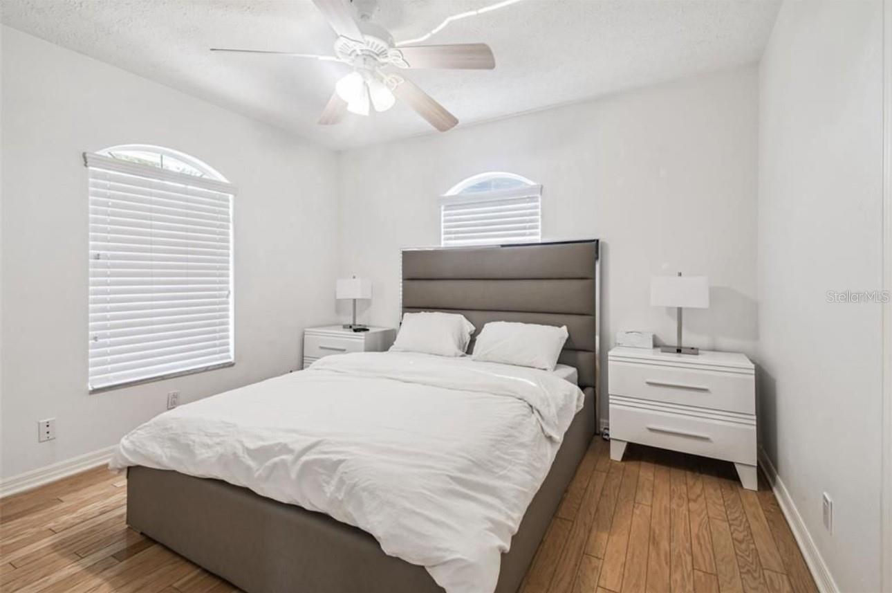 9914 ALAVISTA DR — photo 16
