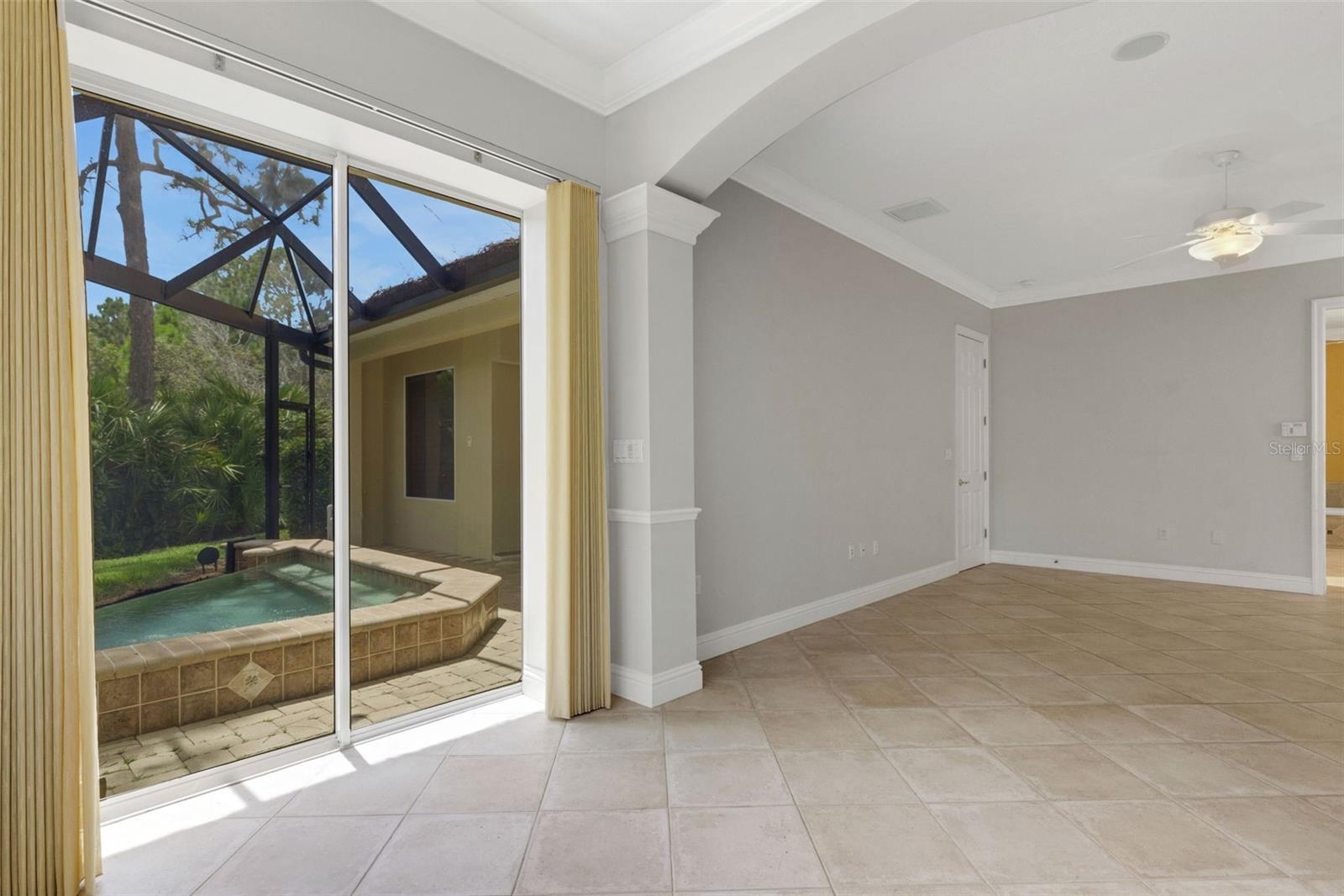 299 TURQUOISE LN — photo 38