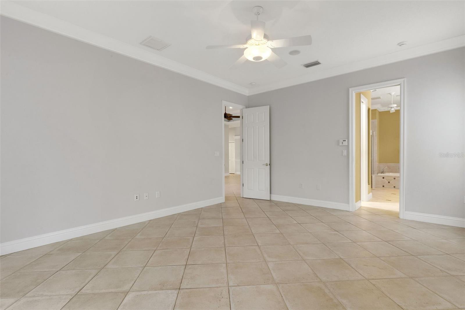 299 TURQUOISE LN — photo 34