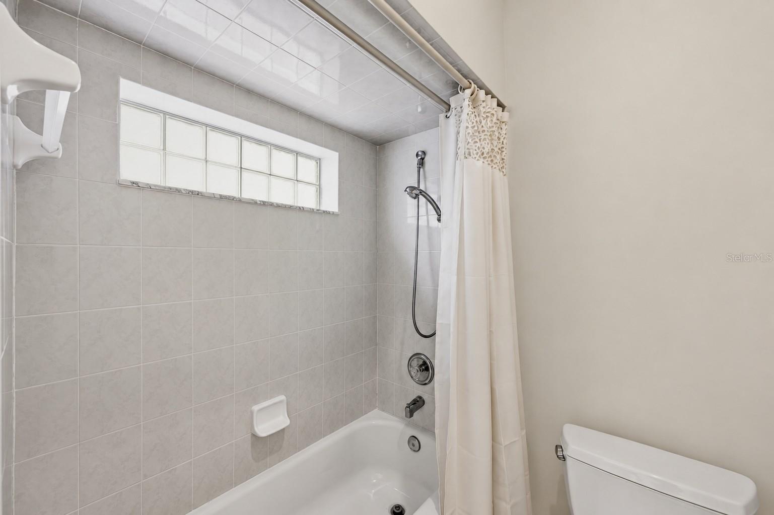 13750 DOWLING LN — photo 26