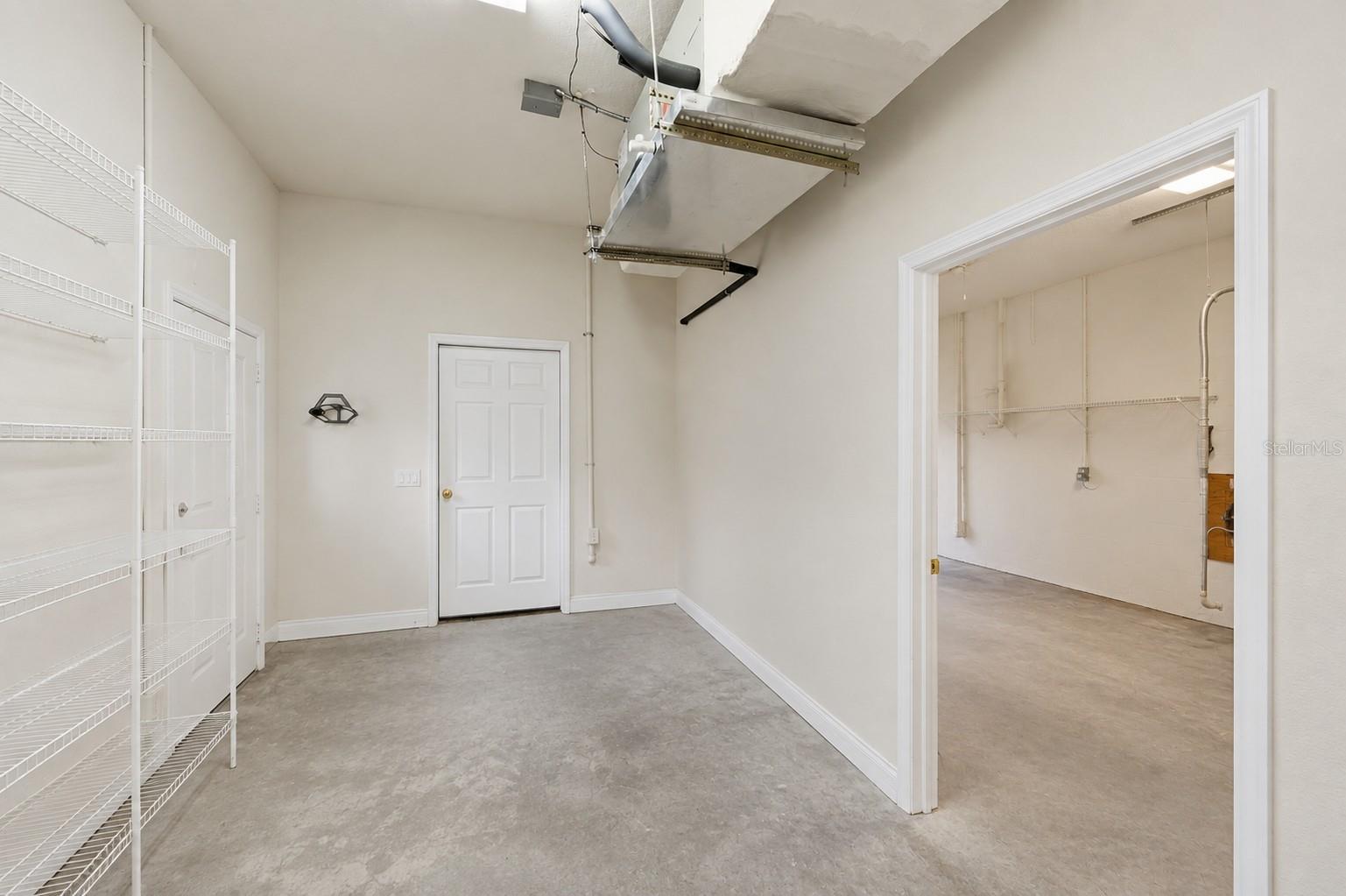 13750 DOWLING LN — photo 31