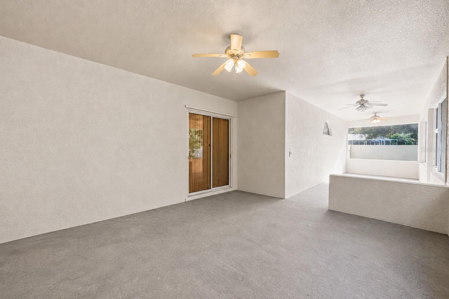 13750 DOWLING LN — photo 36