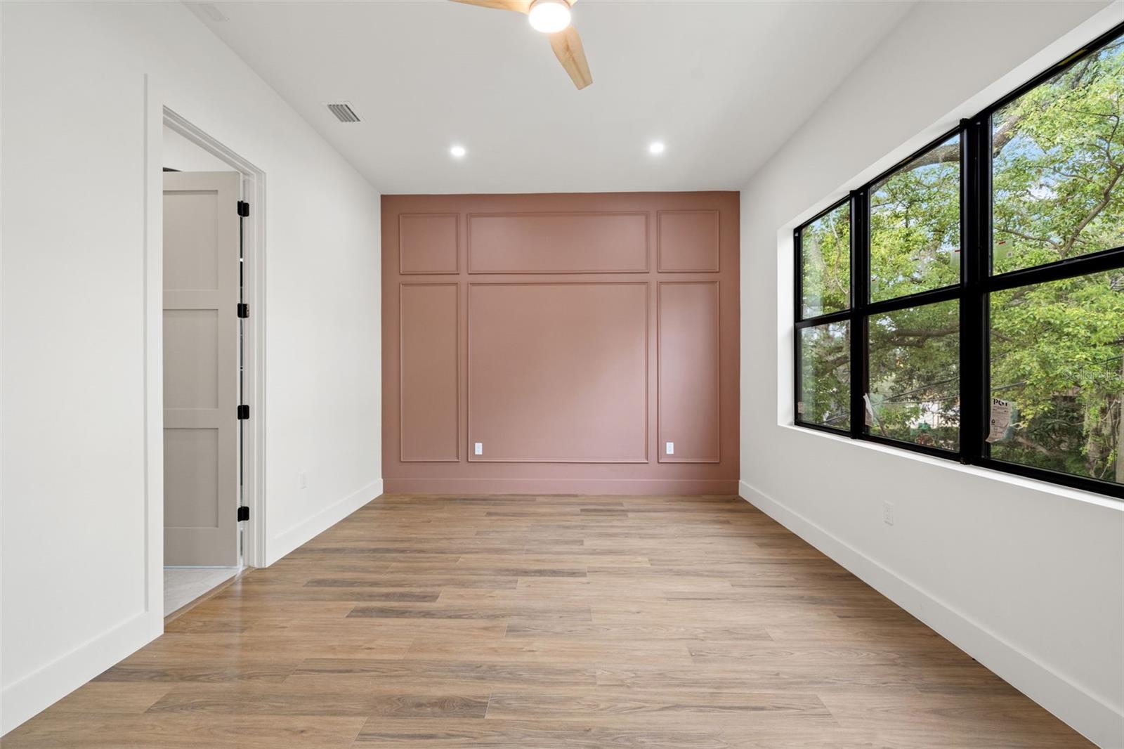 5203 N 9TH ST — photo 34