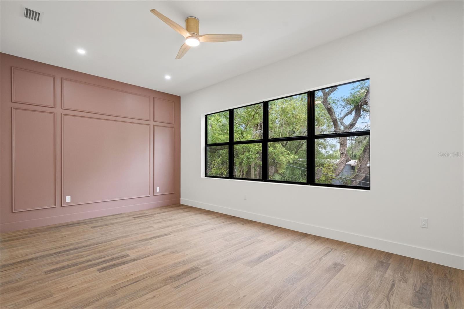 5203 N 9TH ST — photo 33