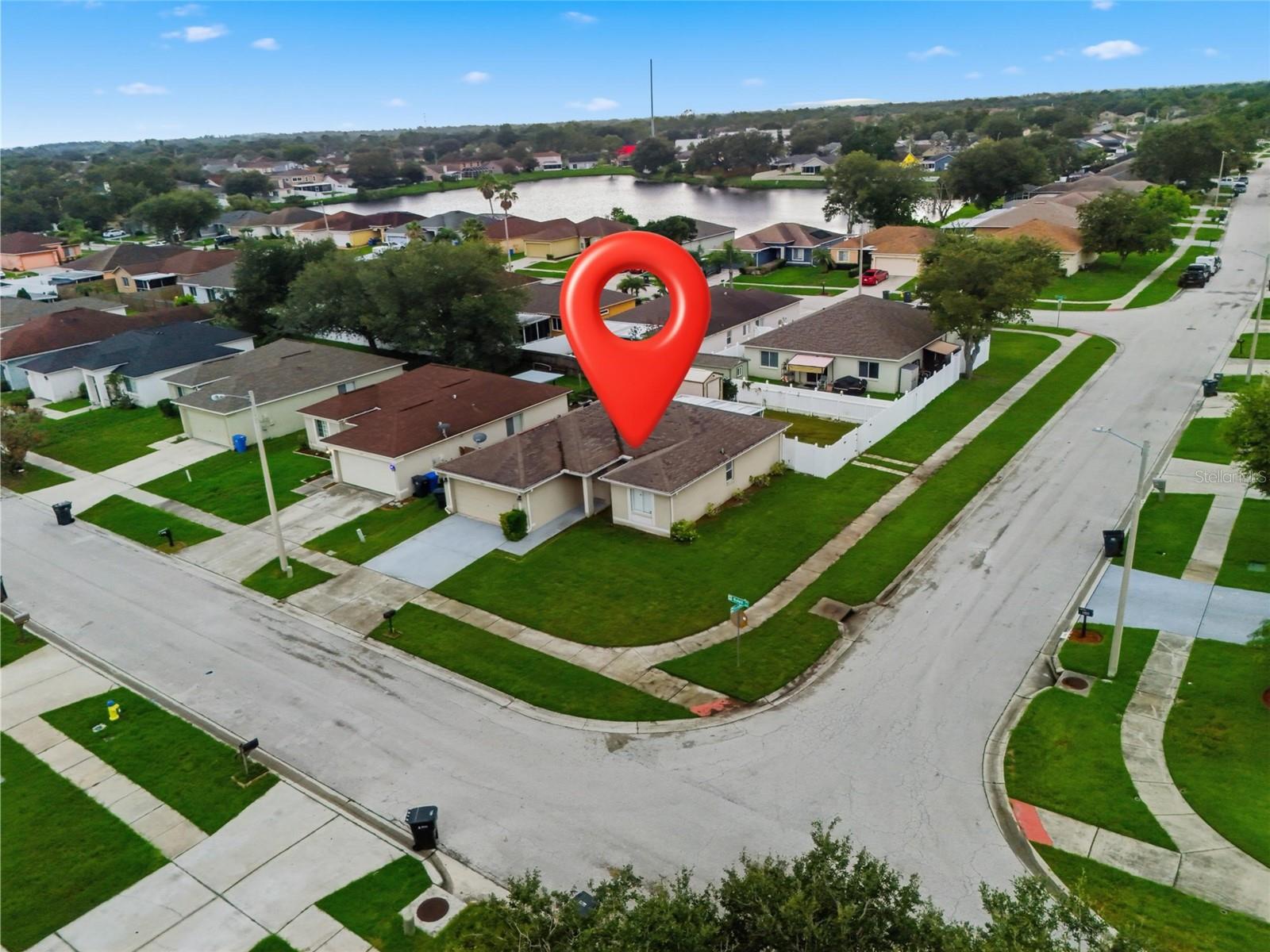 1210 BLUFIELD AVE — photo 6