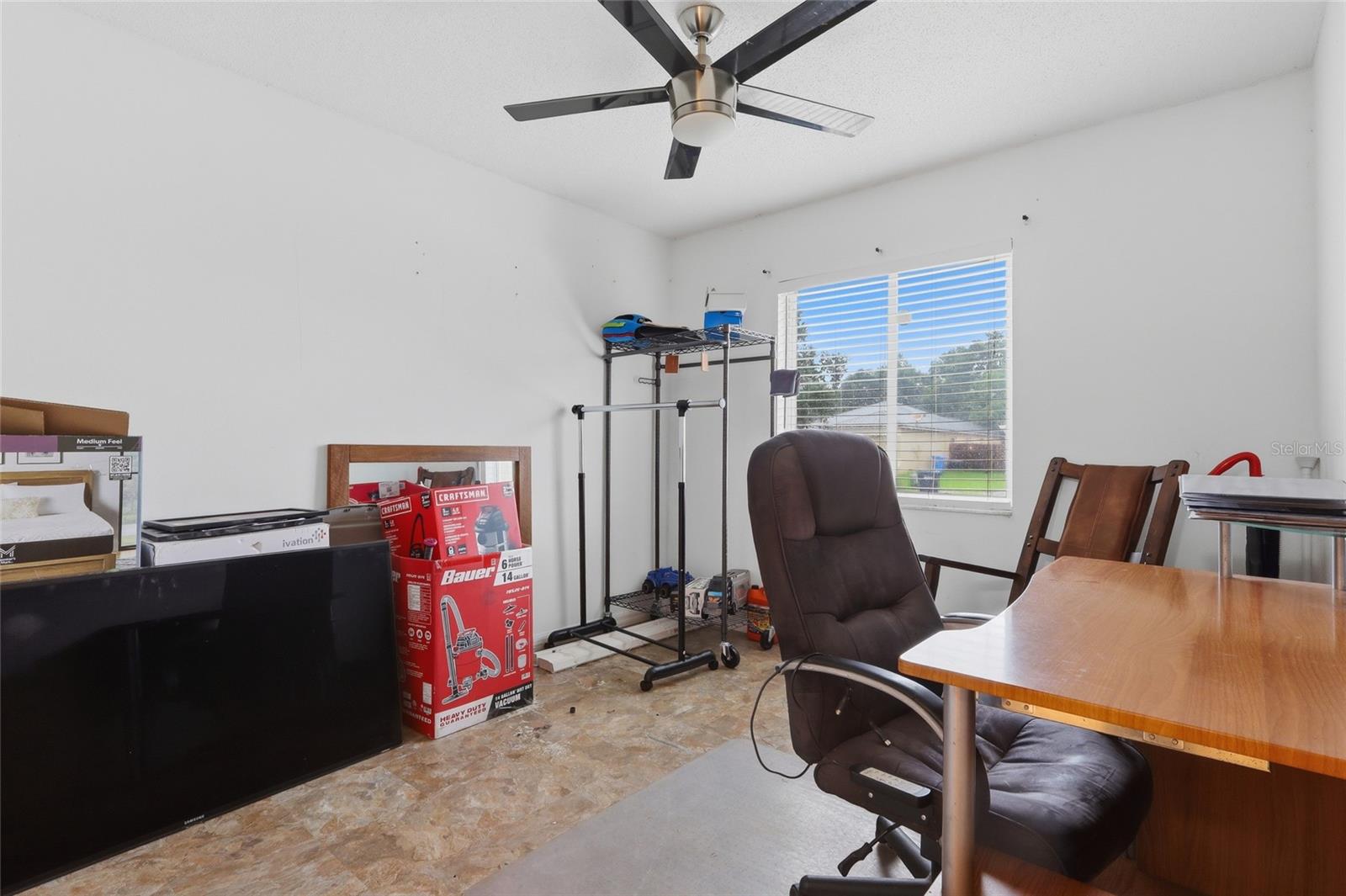 1210 BLUFIELD AVE — photo 19