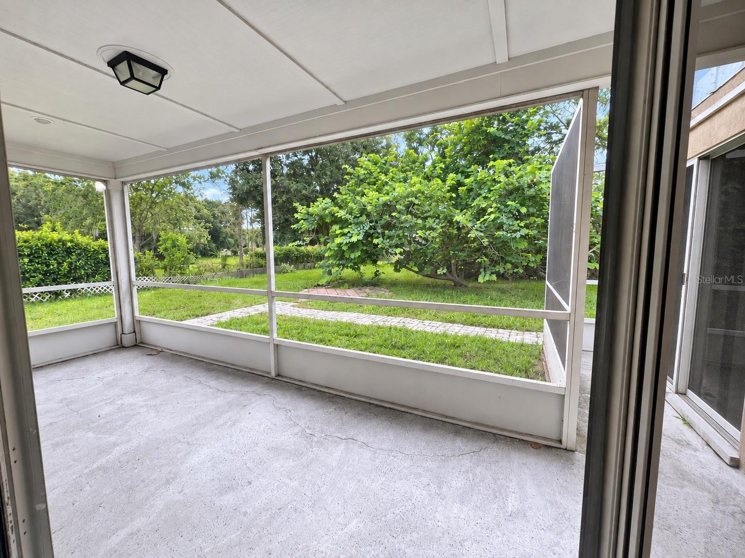 28427 SUNVALE PL — photo 20