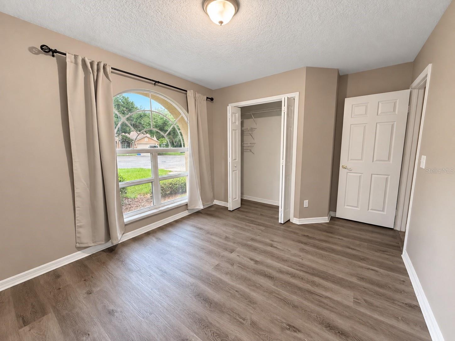 28427 SUNVALE PL — photo 16