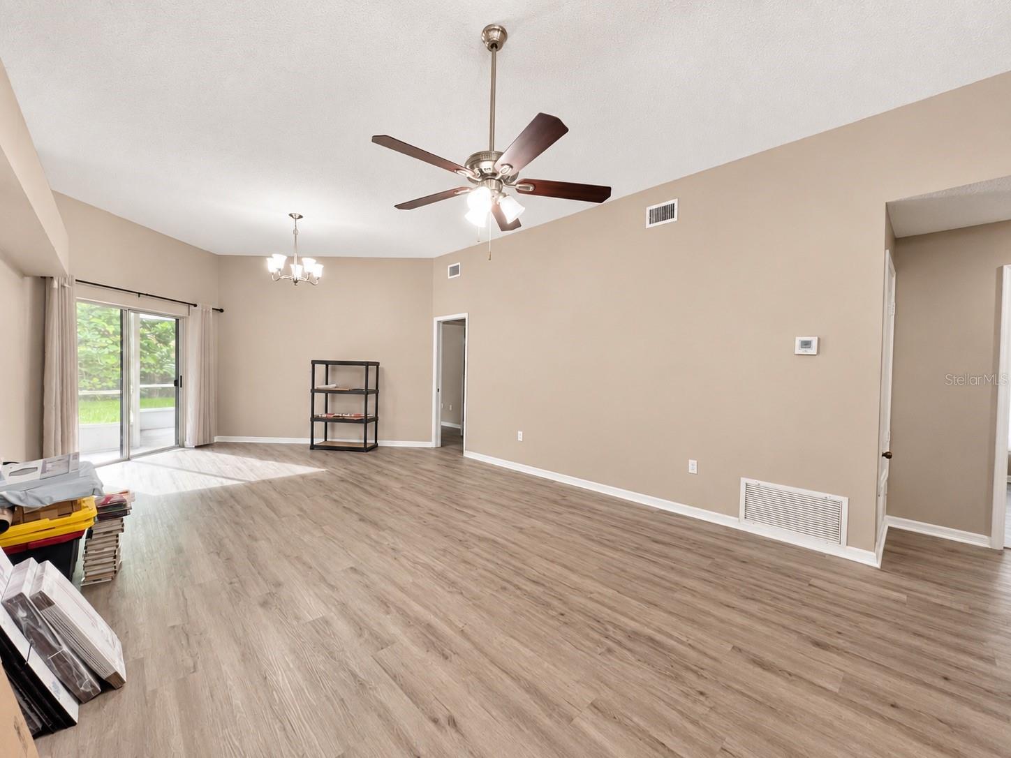 28427 SUNVALE PL — photo 5