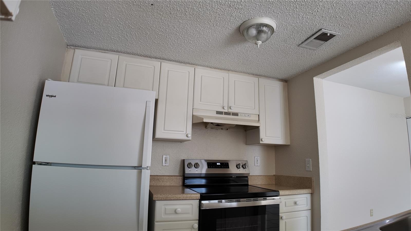 8512 OLEANDER FLOWER LN #101C — photo 10