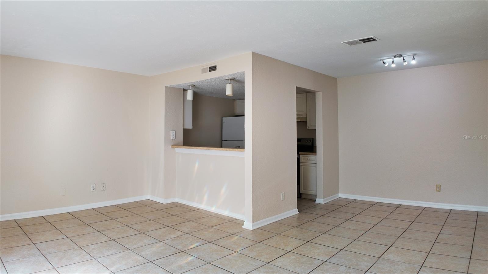 8512 OLEANDER FLOWER LN #101C — photo 8