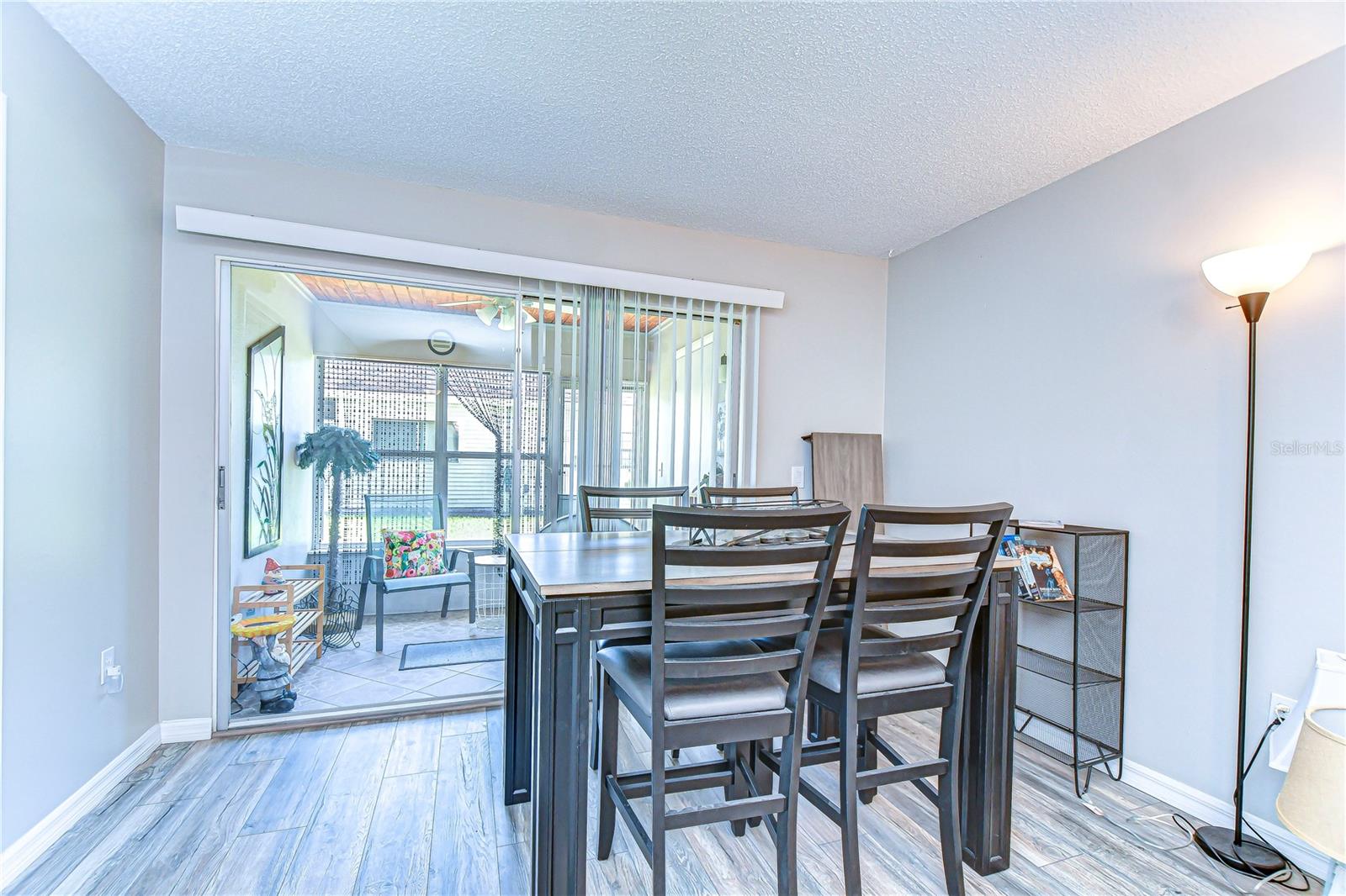 13870 OAKWOOD LN #13870 — photo 7
