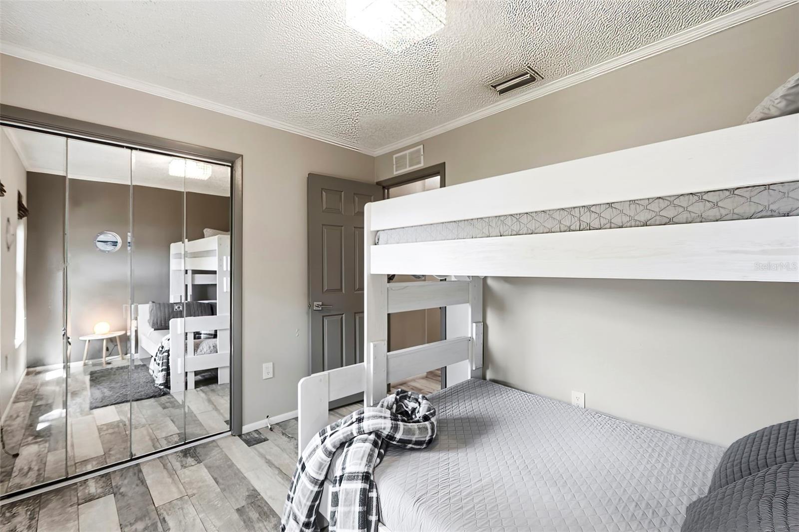 2460 BEACON GROVES BLVD — photo 36