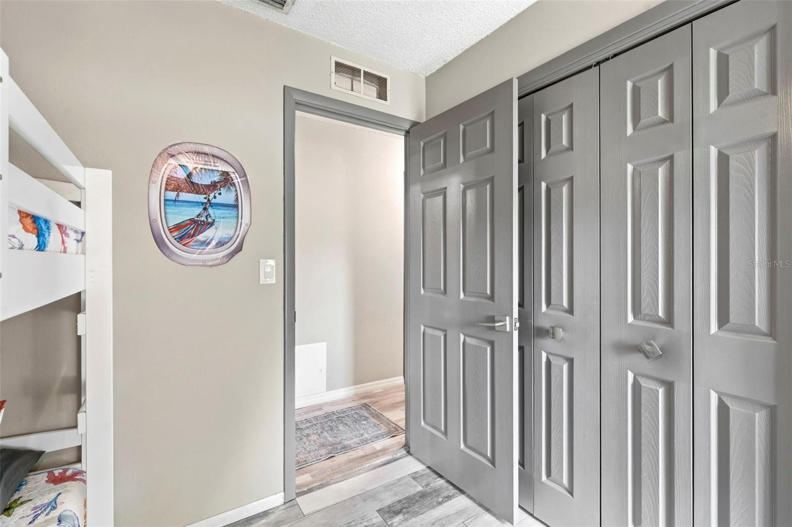 2460 BEACON GROVES BLVD — photo 33