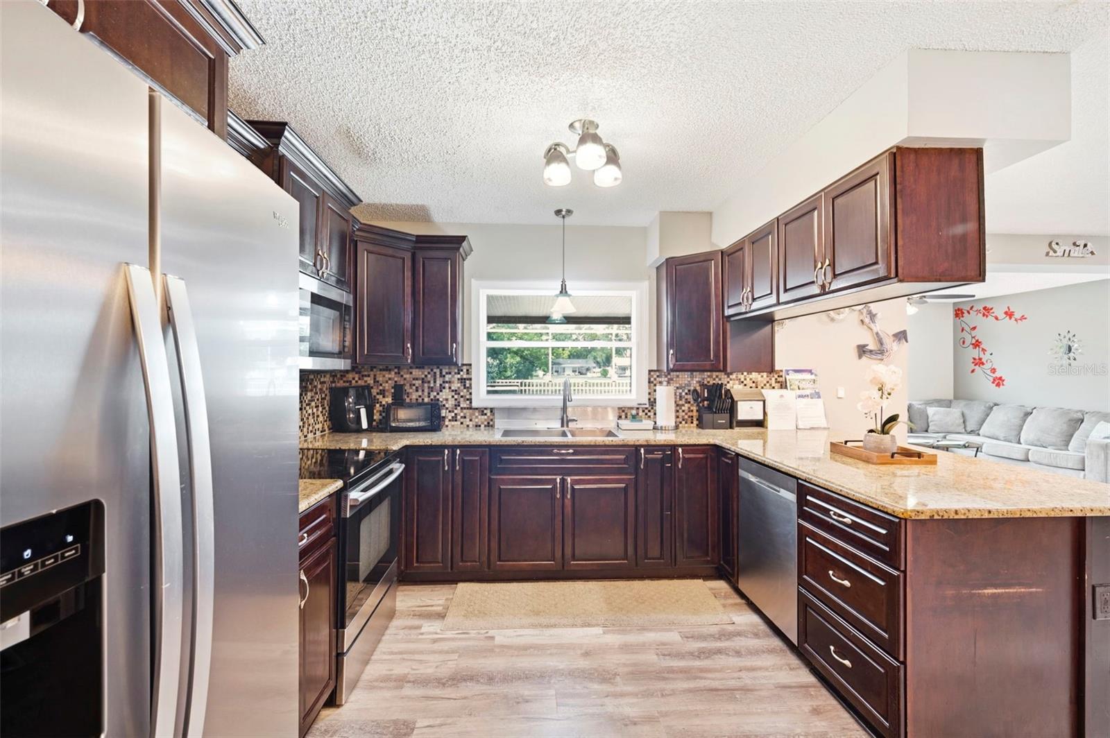 2460 BEACON GROVES BLVD — photo 19