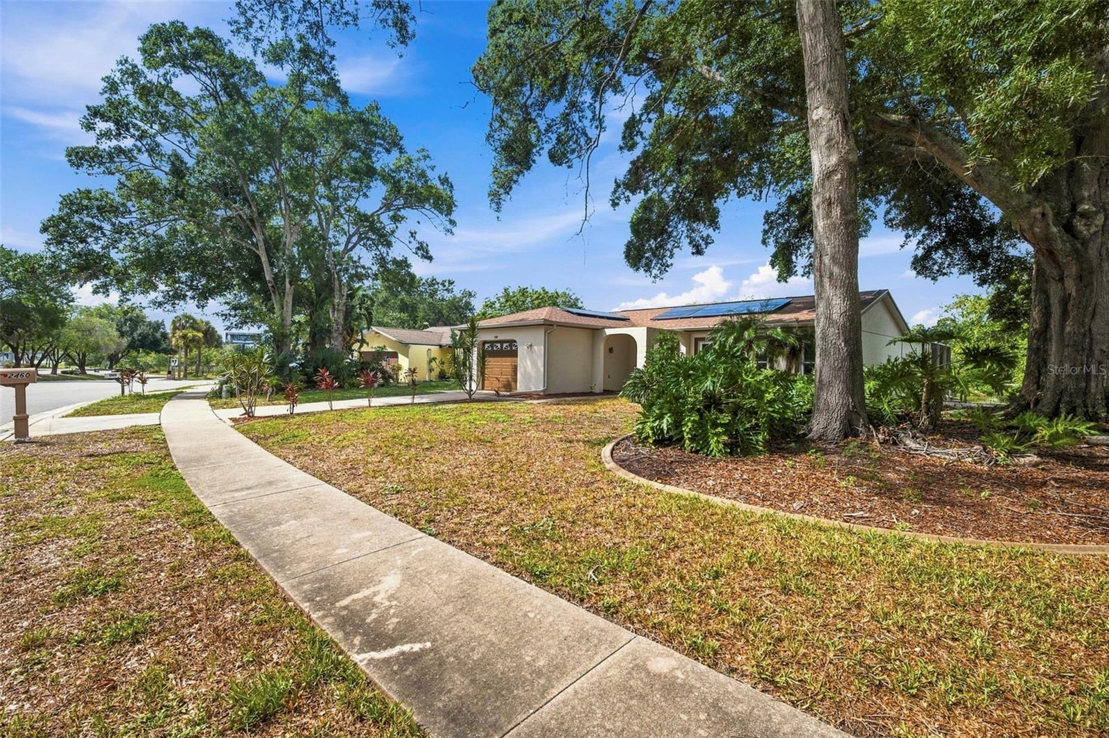2460 BEACON GROVES BLVD — photo 4
