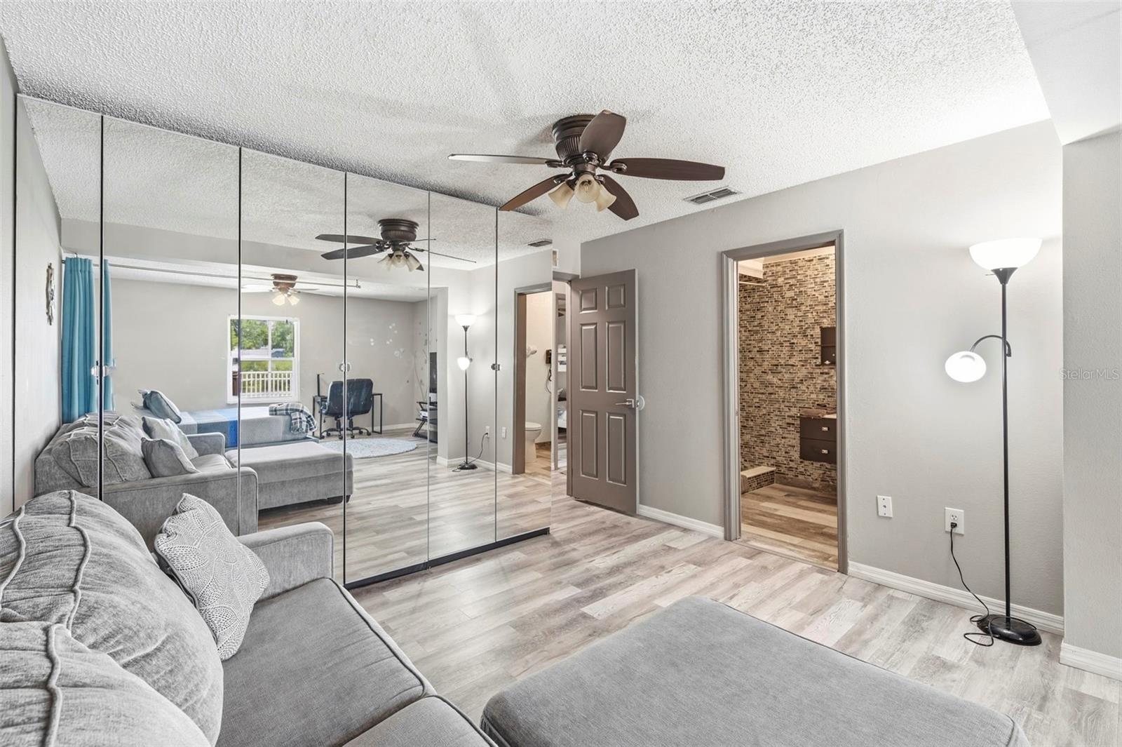 2460 BEACON GROVES BLVD — photo 41