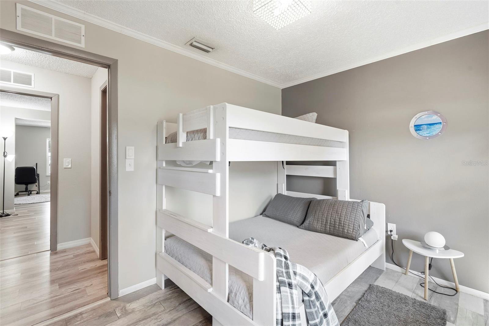 2460 BEACON GROVES BLVD — photo 35