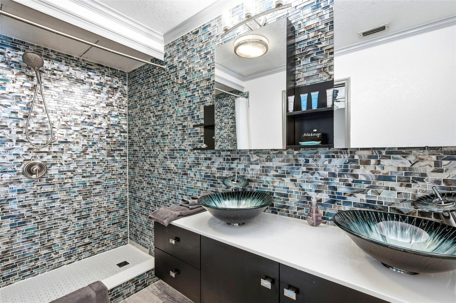 2460 BEACON GROVES BLVD — photo 46