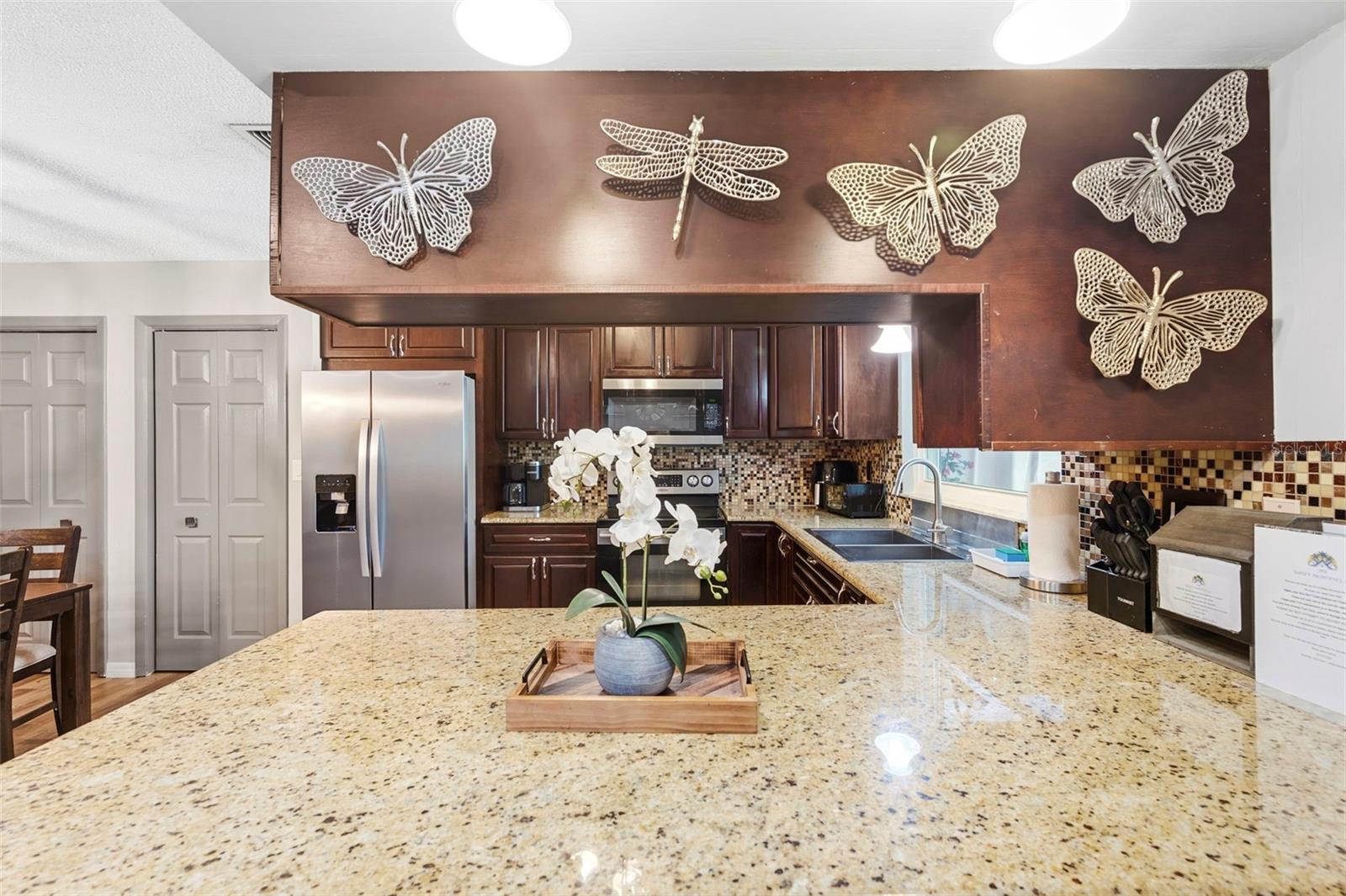 2460 BEACON GROVES BLVD — photo 16
