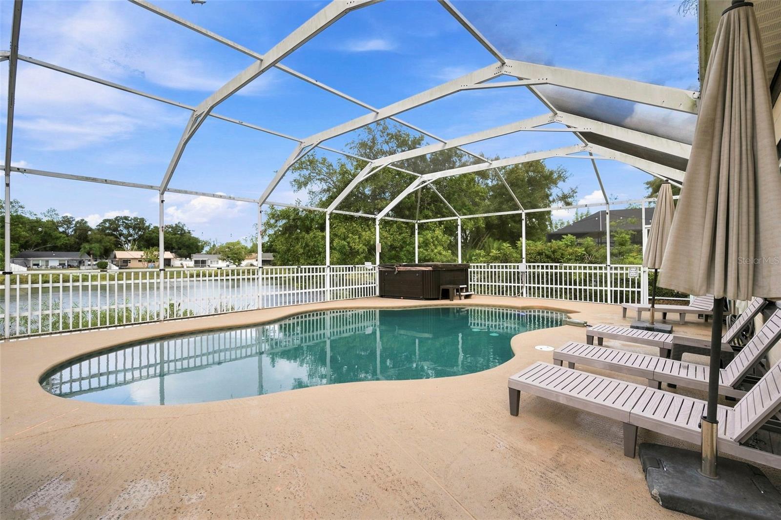 2460 BEACON GROVES BLVD — photo 51