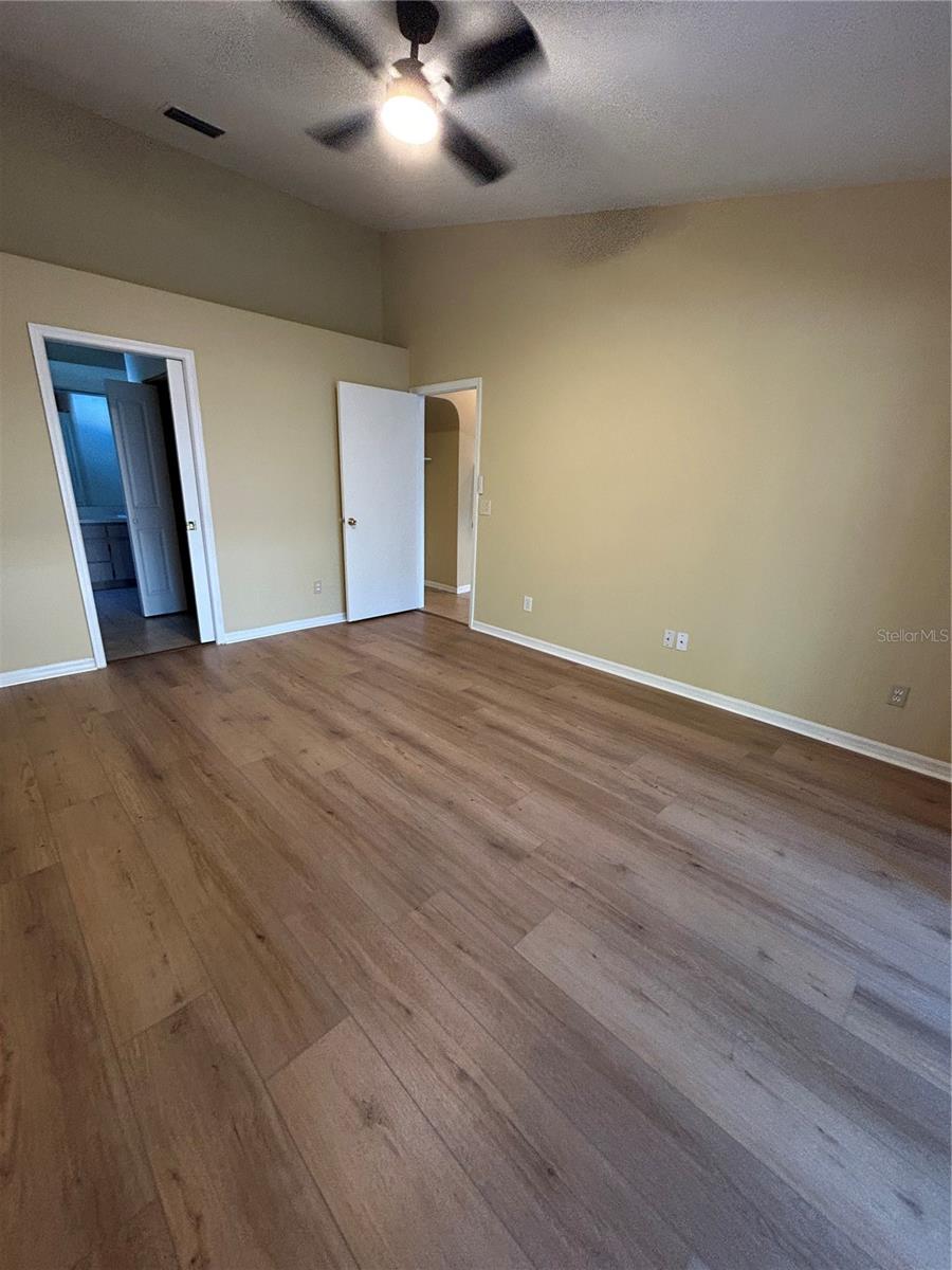 9673 FOX HEARST RD — photo 9