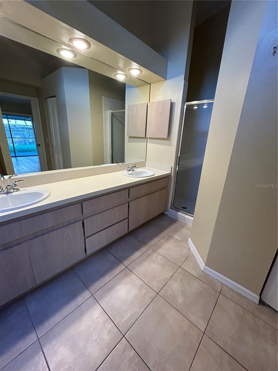 9673 FOX HEARST RD — photo 8