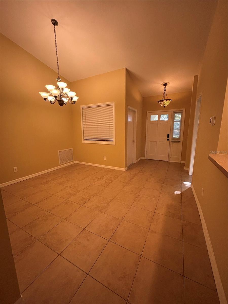 9673 FOX HEARST RD — photo 2