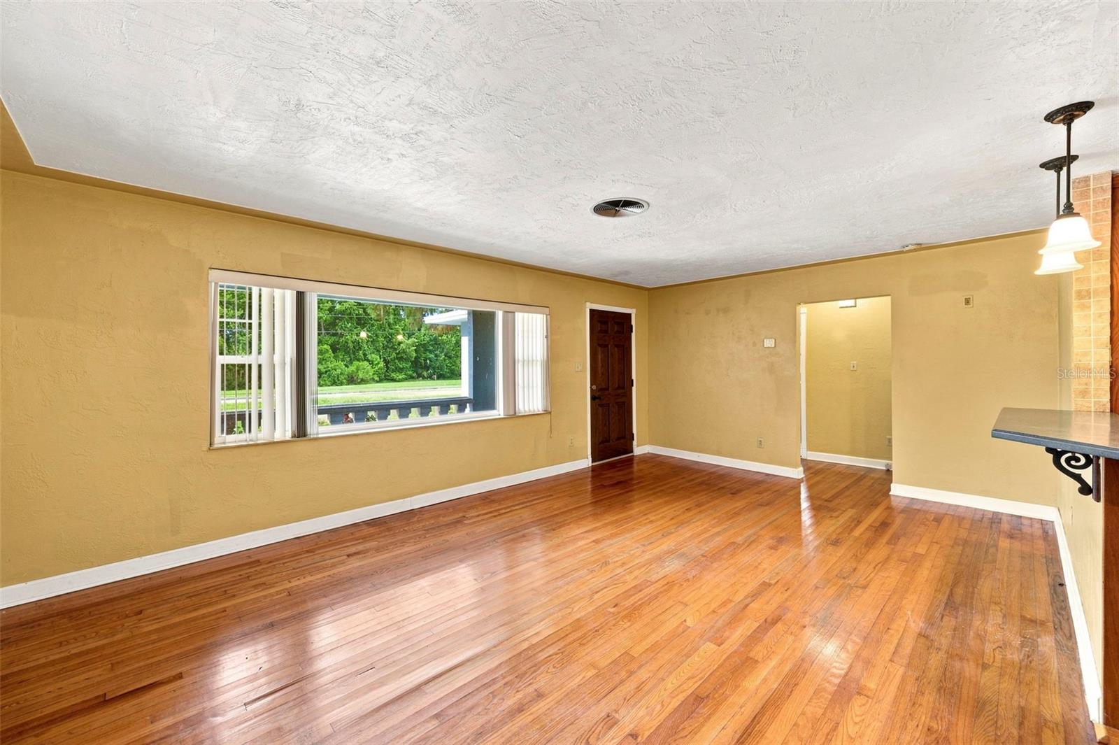 4310 DR MARTIN LUTHER KING JR ST S — photo 3