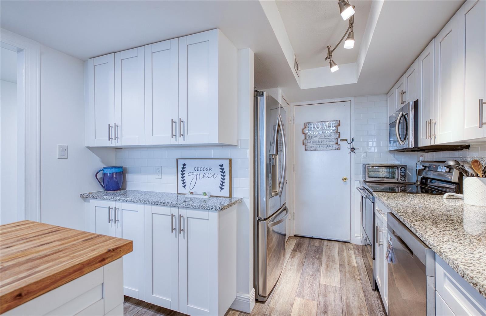 7400 SUN ISLAND DR S #709 — photo 11